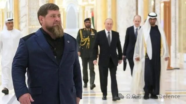 球盟会入口：刚授勋就被击毙的“俄罗斯英雄”！卡德罗夫要跳船？莫斯科神秘刺杀事件(图2)