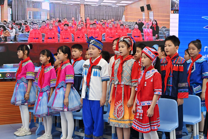 “孩子们成长得更好是我们最大的心愿”——以习为核心的党中央关心少年儿童成长和少先队工作纪实(图2)