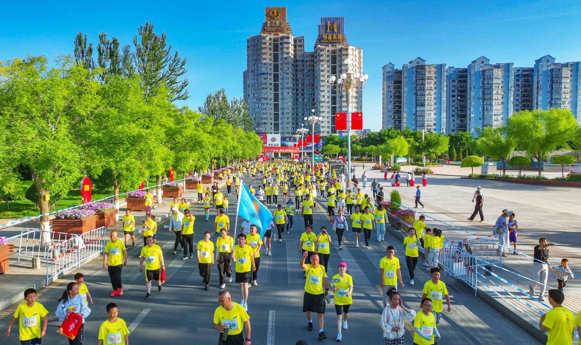 展示城市形象 传播长城文化——2025嘉峪关长城马拉松暨联赛成功举办(图8)