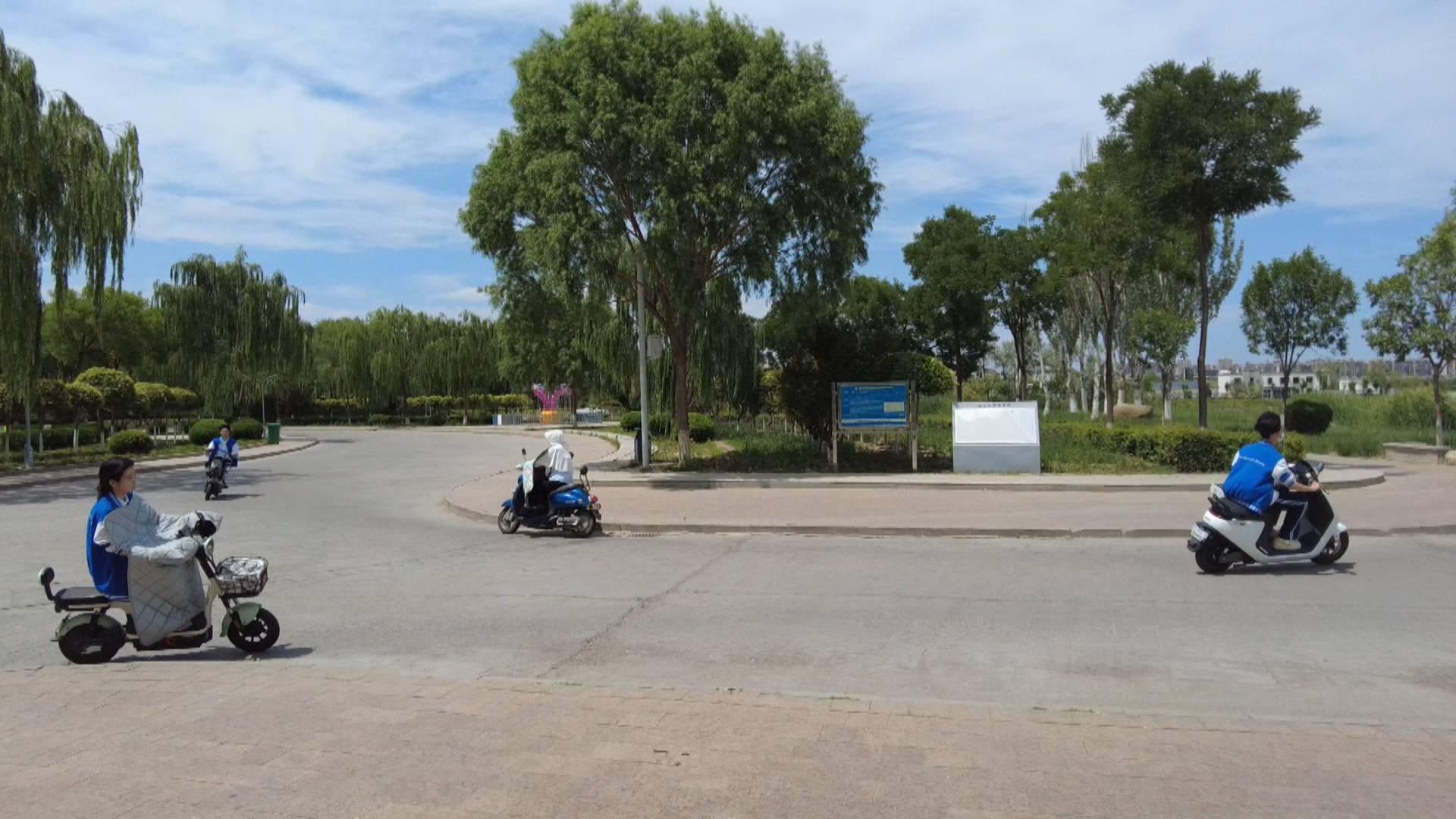 球盟会：步道变“车道”！银川海宝公园公开征求治理良方