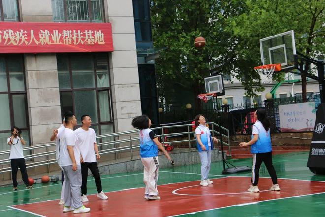 秦皇岛市海港区首届残疾人文化体育艺术节开幕(图2)