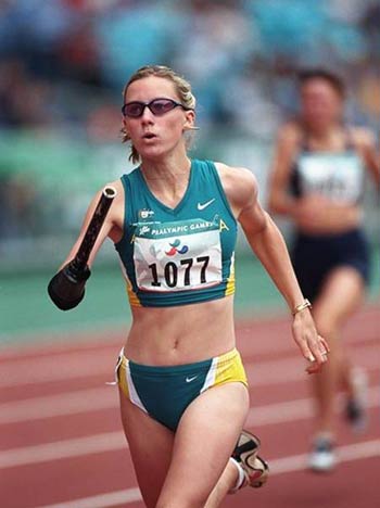 球盟会：残奥会田径比赛的场地、设施、器材