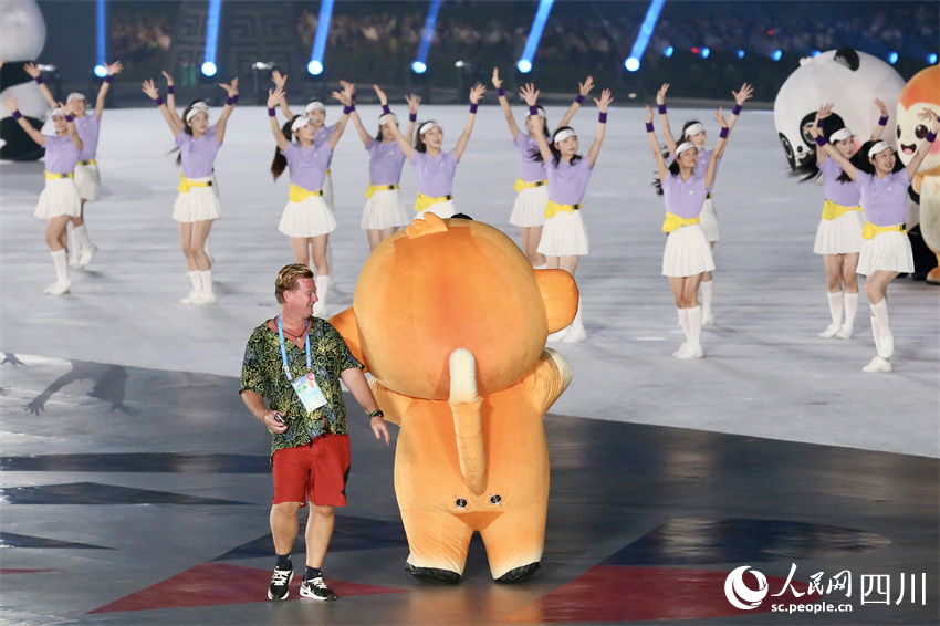 球盟会：成都世运会开幕 点燃火炬方式创世运历史(图3)