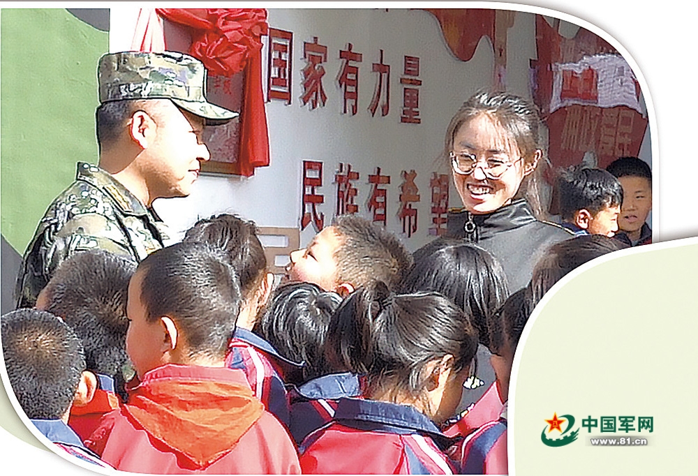 走进“八一爱民学校”聆听子弟兵与红领巾的暖心故事(图3)