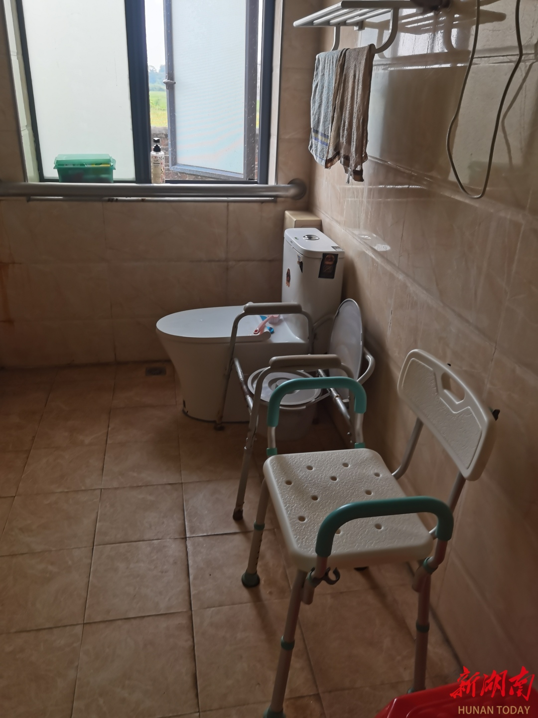 北京市西城区原拆原建样本：居民出资60%老楼变身“好房子”