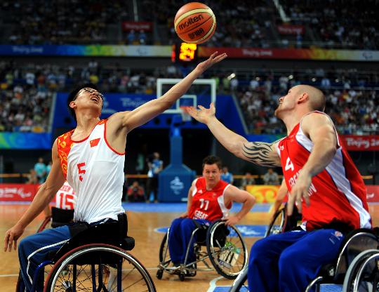 冬季两项男子75公里短距离站姿：蔡佳云夺得中国冬残奥会首金