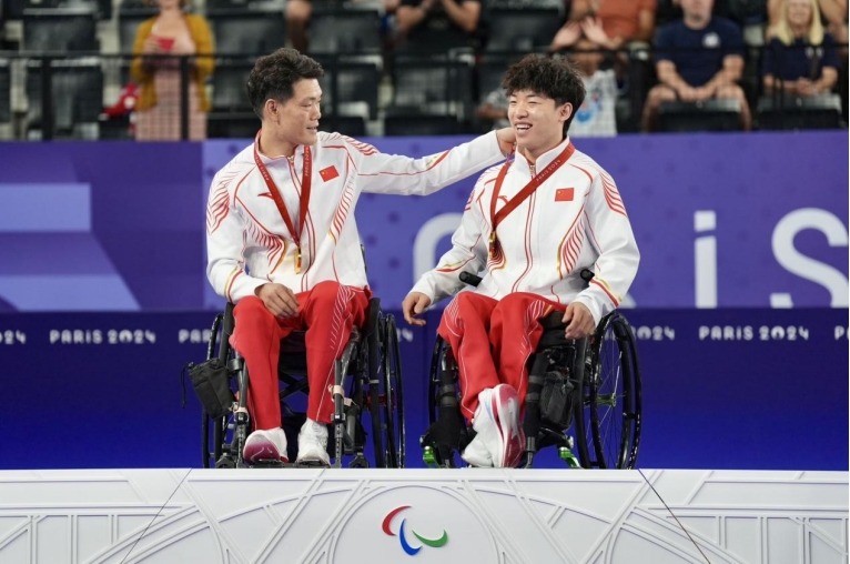 辽宁姑娘刘思彤获米兰冬残奥会中国代表团首枚奖牌